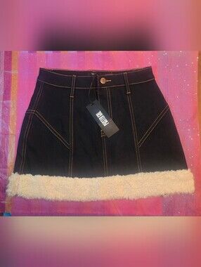 NWT Dolls Kill Poster Grl Attention Seeker Denim Sherpa Mini Skirt - Size Small